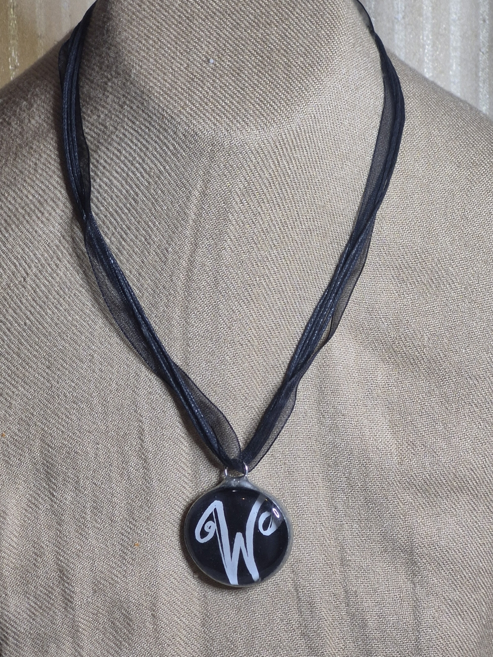 Vintage Initial W Glass Cabochon Pendant Ribbon Necklace Silver Tone